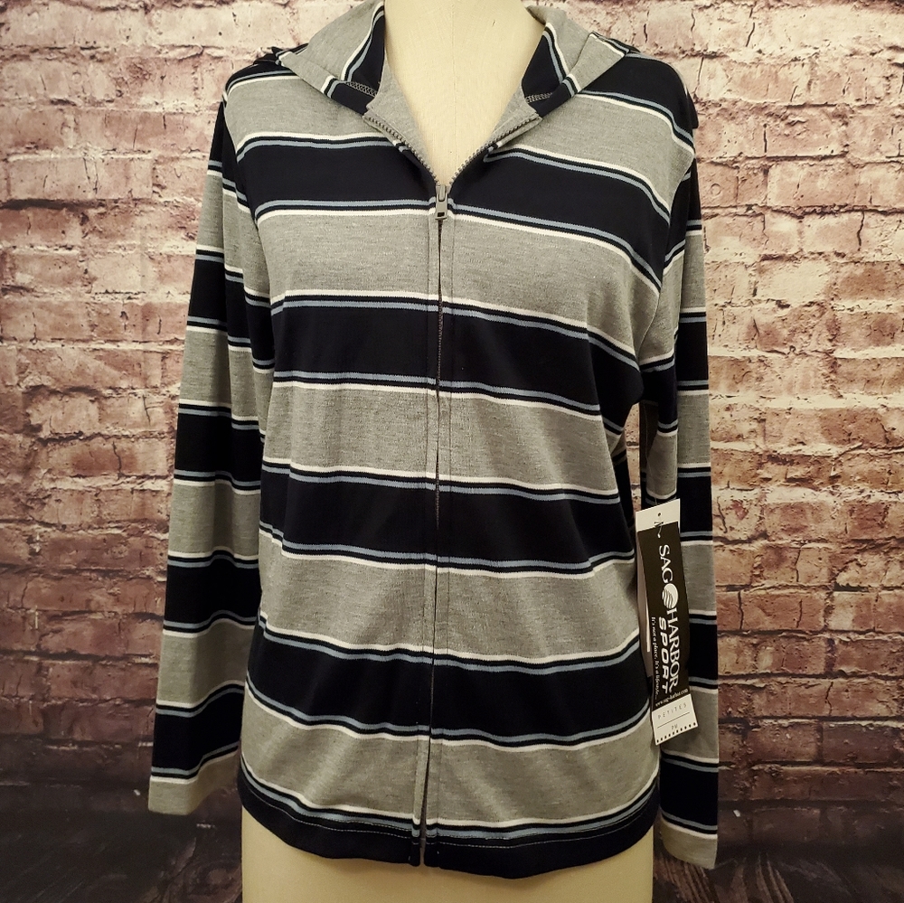 Womans Zip Up Top~ NWT